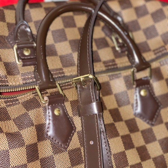 Authentic Damier Ebene Speedy B 35
Date:SD 0157
Includes Dust Bag & LV Box - Picture 8 of 16